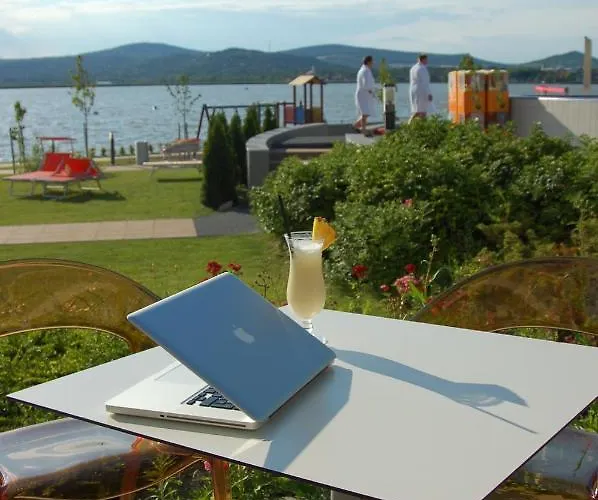 Panorama Apartment Velence